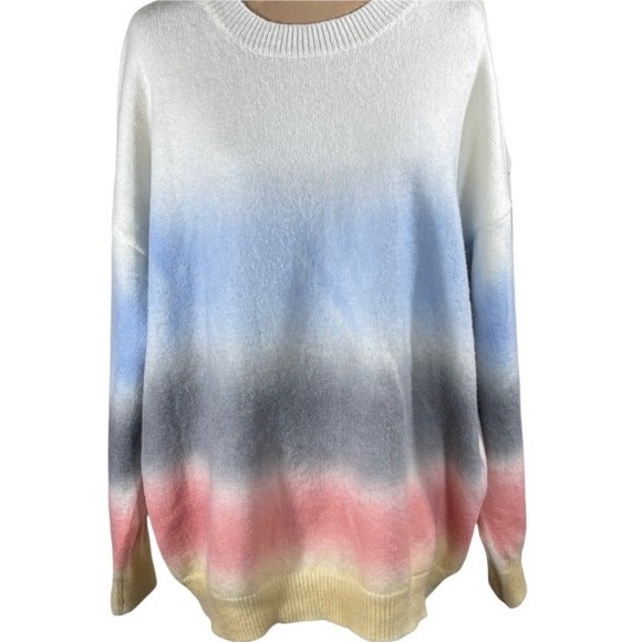 Boutique Ombré Sweater - Picture 2 of 8